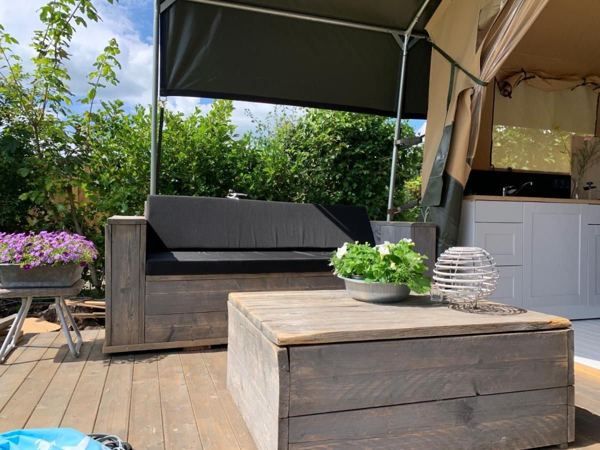 Glamping Aan De Plas Vinkeveen Exteriör bild