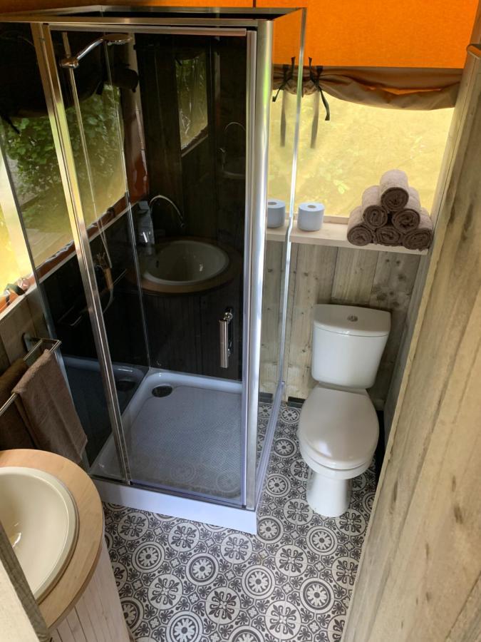 Glamping Aan De Plas Vinkeveen Exteriör bild